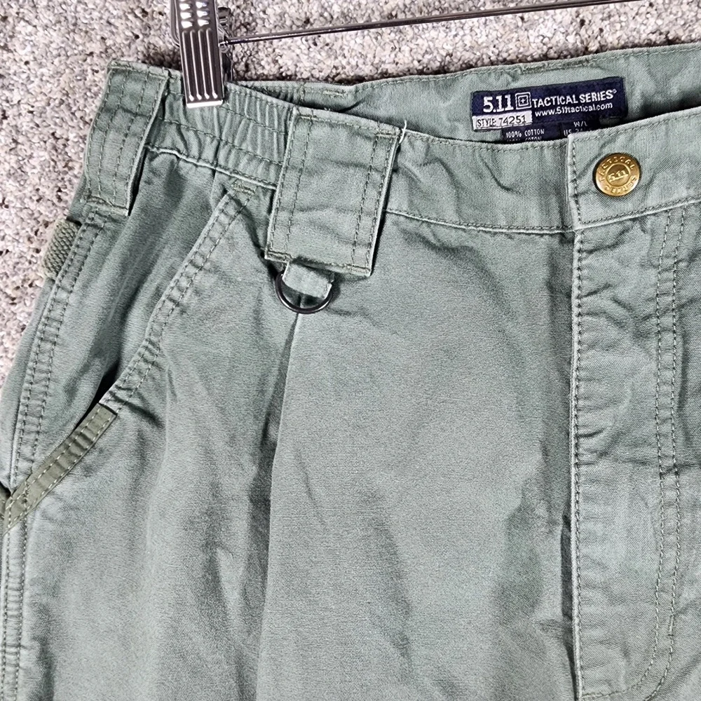 5.11 Tactical Cargo Shorts Mens 34 Green Cutoff Raw Hem Utility Good